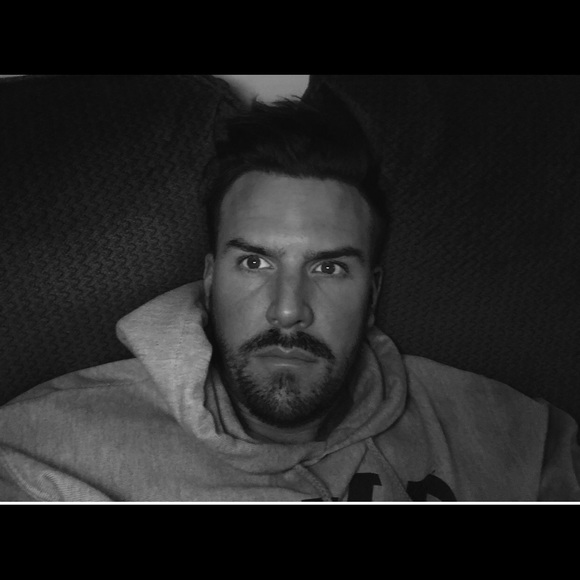 Meet your Posher, Daniel - Picture 1 of 1